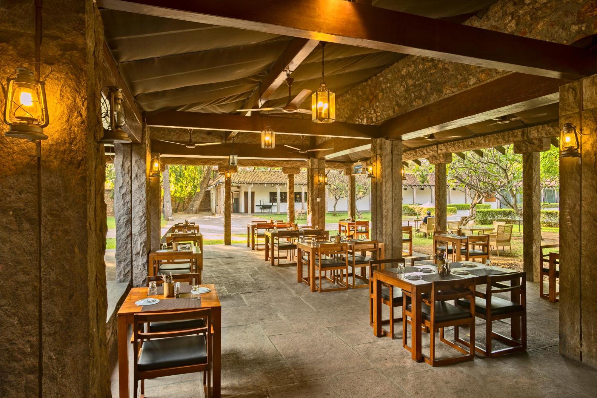 Heritage Madurai Eksteriør bilde The restaurant at the hotel