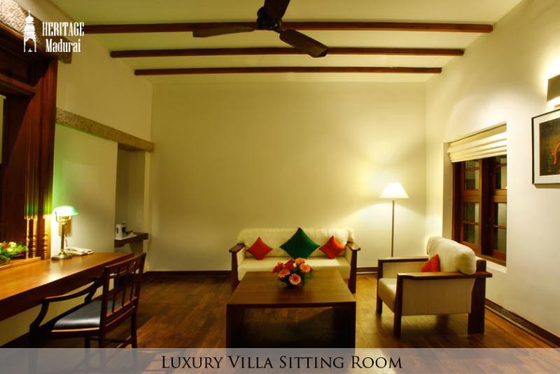 Heritage Madurai Eksteriør bilde Sitting room of a luxury villa
